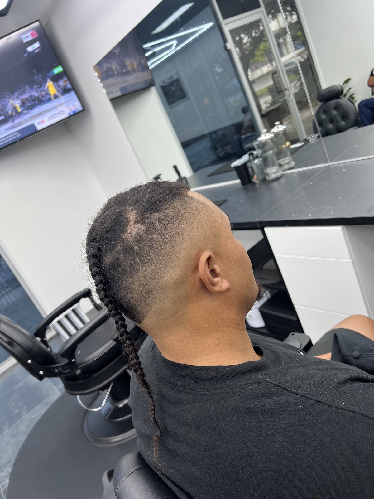 Taper fade haircut